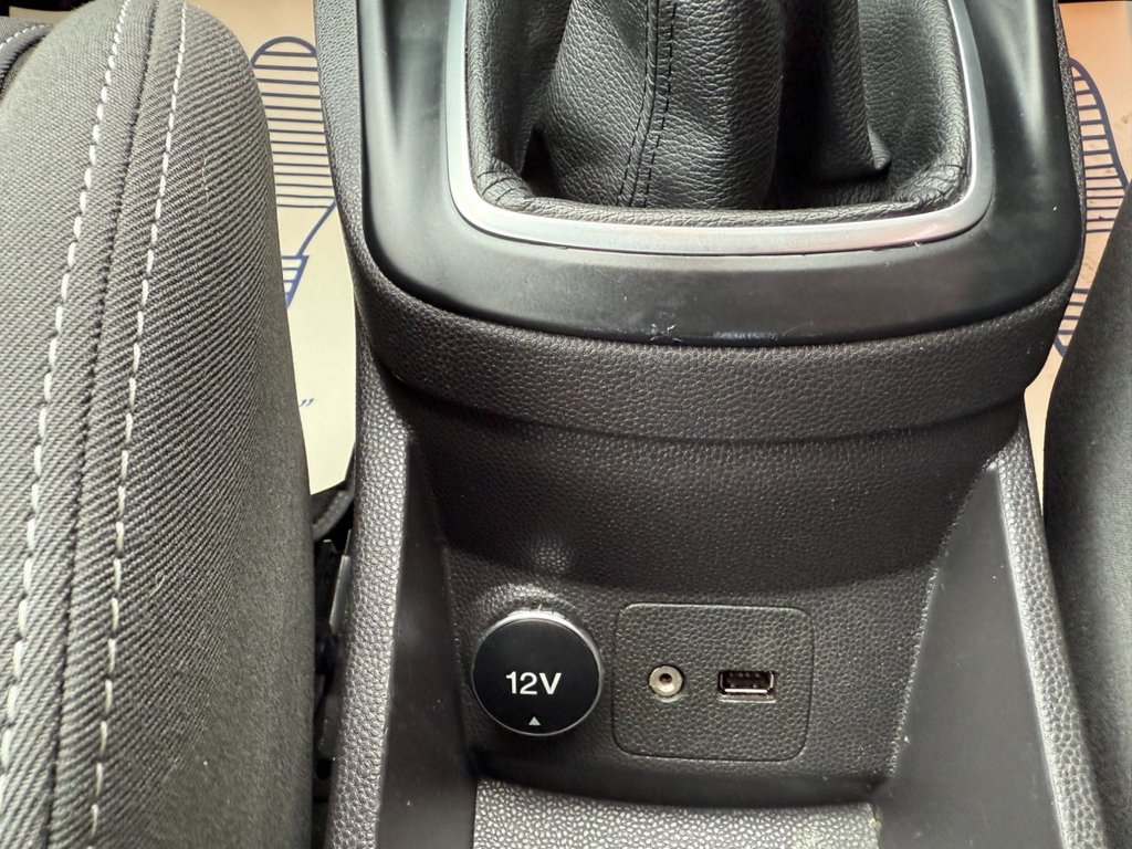 Used Ford Fiesta 2013 for sale - 76640569: Photo 25