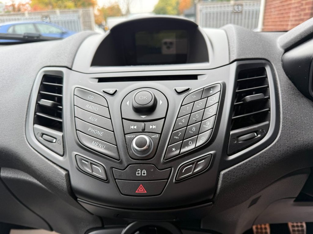 Used Ford Fiesta 2013 for sale - 76640569: Photo 28