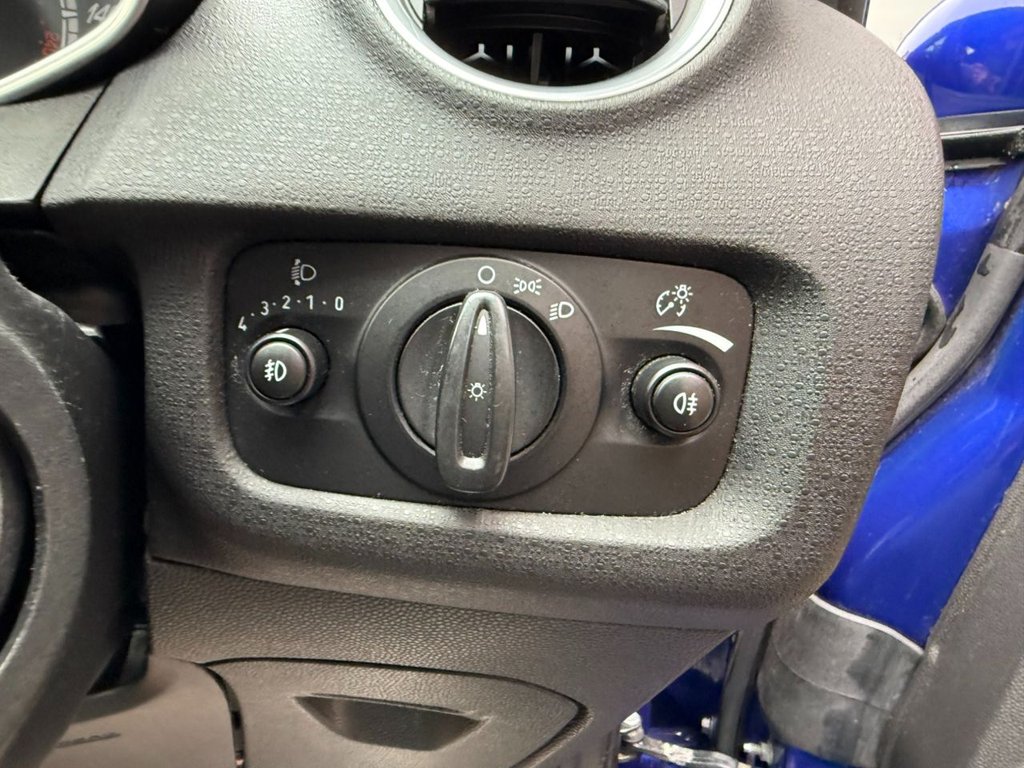 Used Ford Fiesta 2013 for sale - 76640569: Photo 29