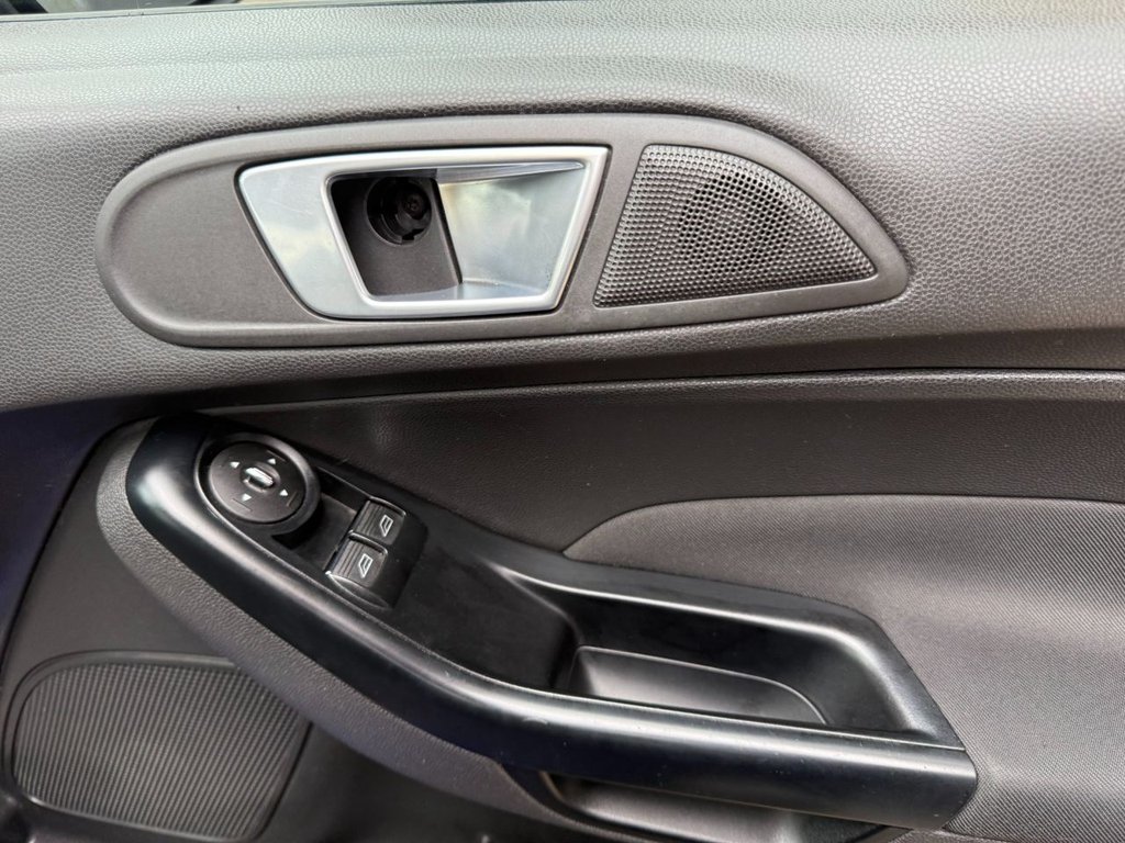 Used Ford Fiesta 2013 for sale - 76640569: Photo 30