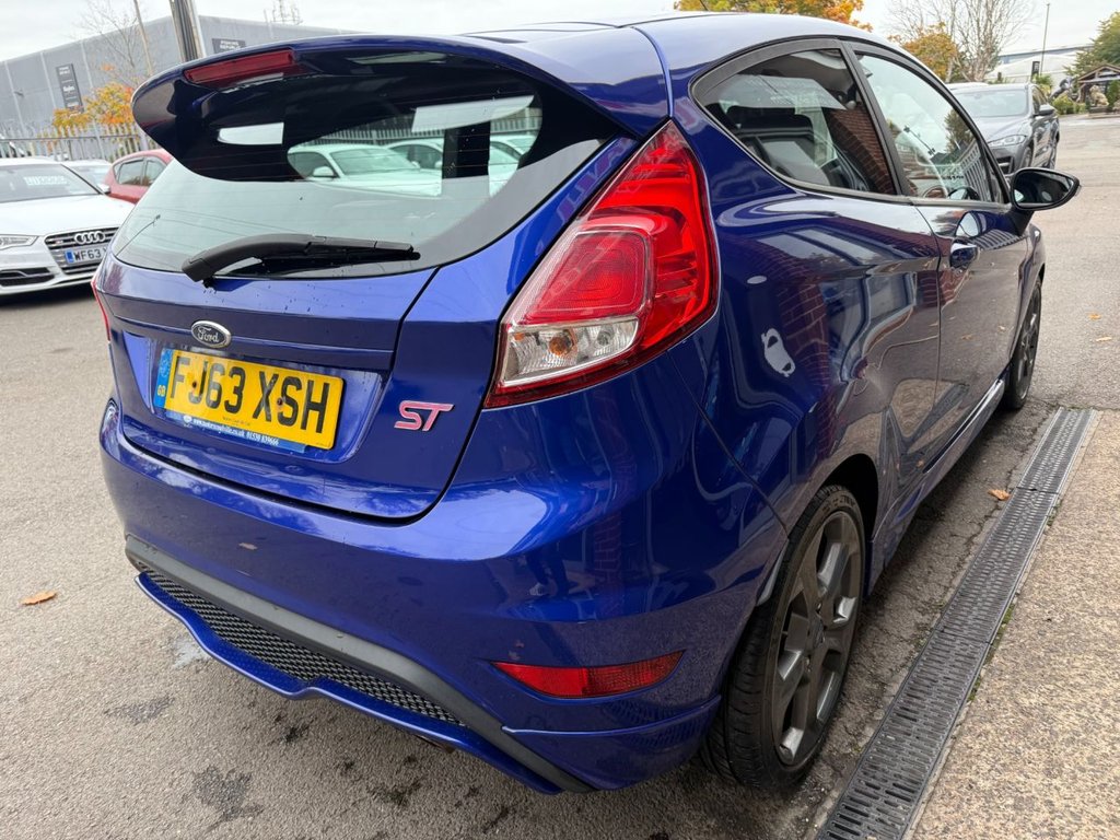 Used Ford Fiesta 2013 for sale - 76640569: Photo 5