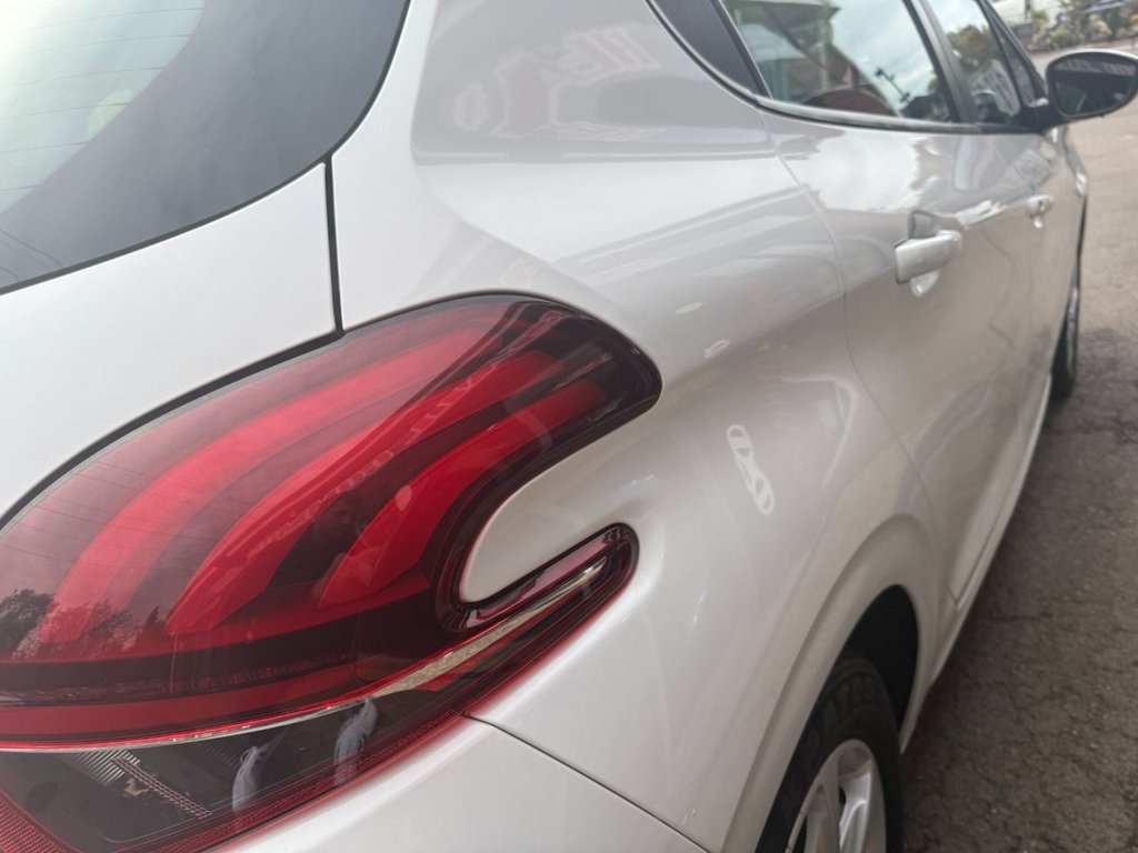 Used Peugeot 208 2016 for sale - 76147945: Photo 11