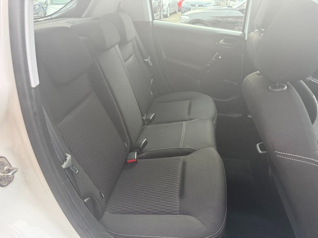 Used Peugeot 208 2016 for sale - 76147945: Photo 18