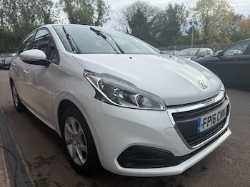 Used Peugeot 208 2016 for sale - 76147945: Photo 4