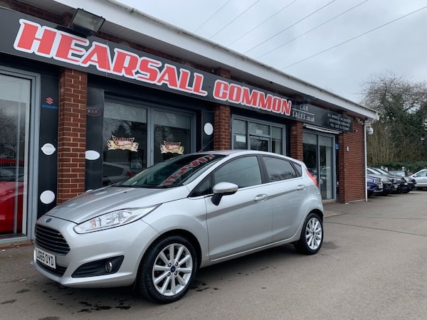 Used Ford Fiesta 2015 for sale - 75005310: Photo 2