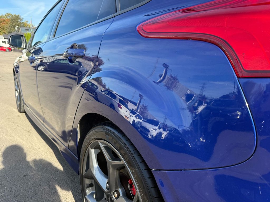 Used Ford Focus 2017 for sale - 76640513: Photo 11