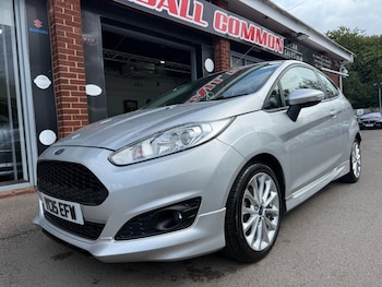 Used Ford Fiesta 2015 for sale - 75923699: Photo