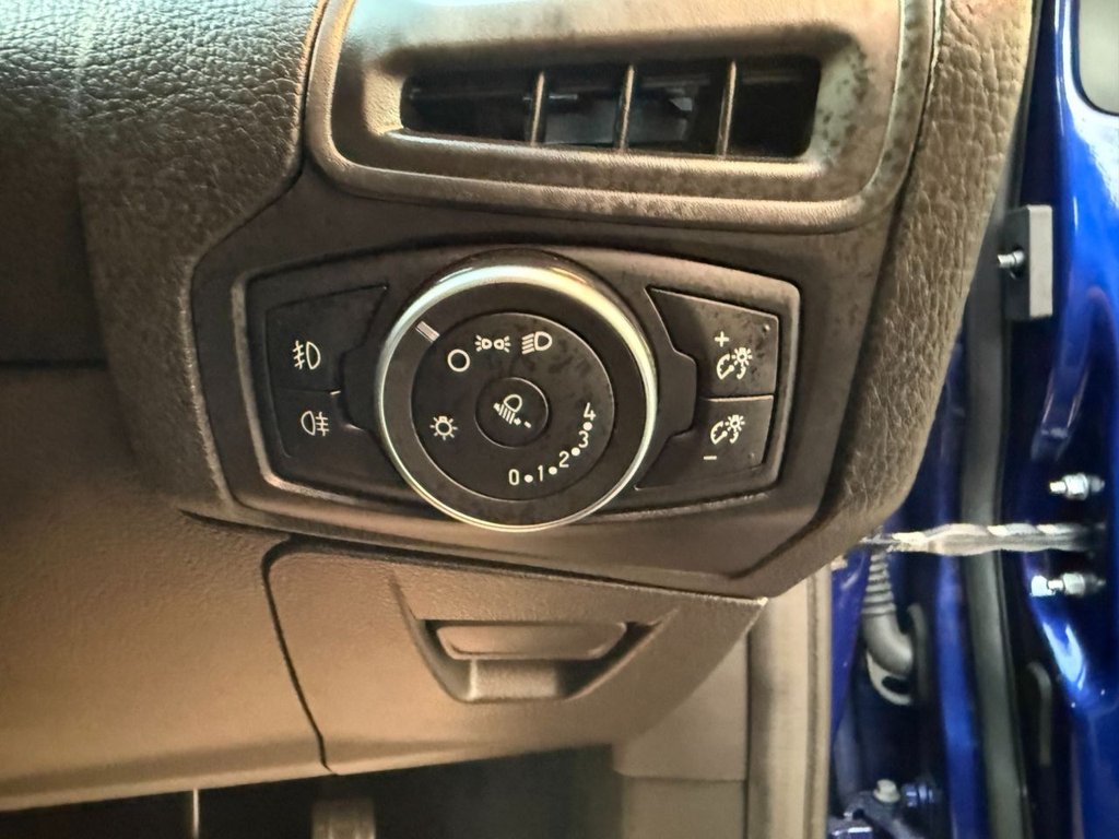 Used Ford Focus 2017 for sale - 76655247: Photo 17