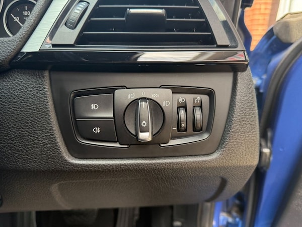 Used BMW 3 Series 2015 for sale - 76178411: Photo 21