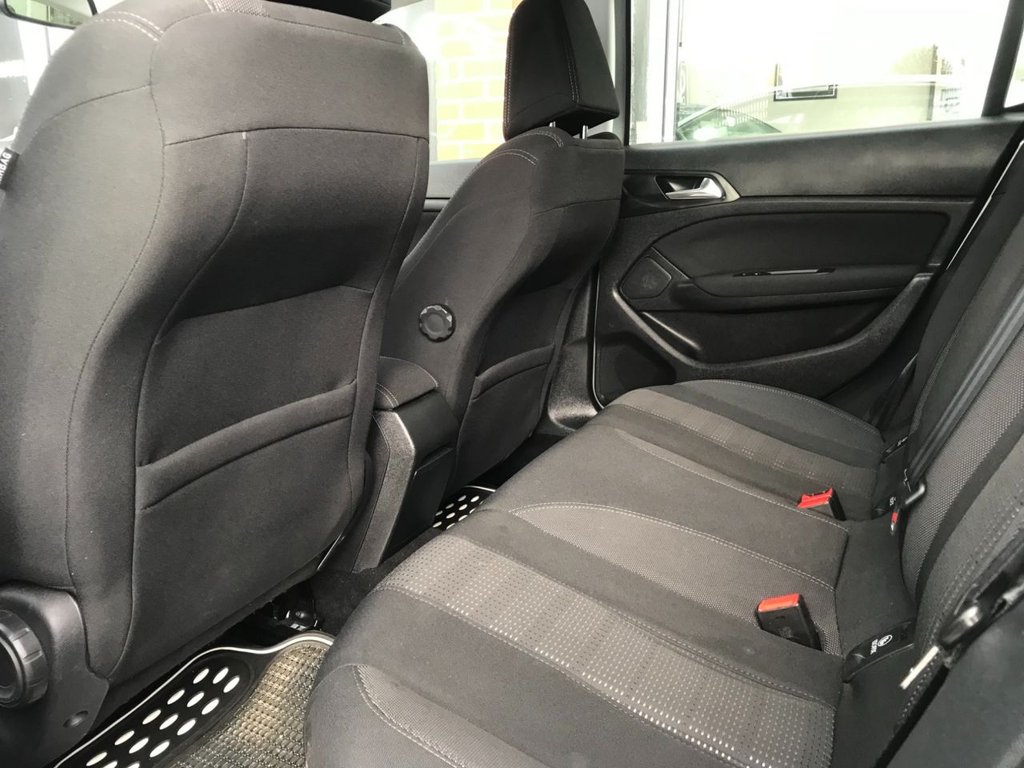 Used Peugeot 308 2016 for sale - 76640483: Photo 20