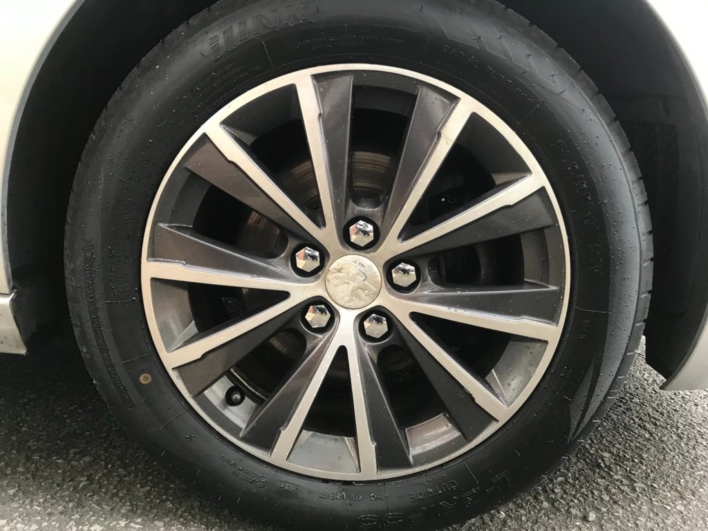 Used Peugeot 308 2016 for sale - 76640483: Photo 27