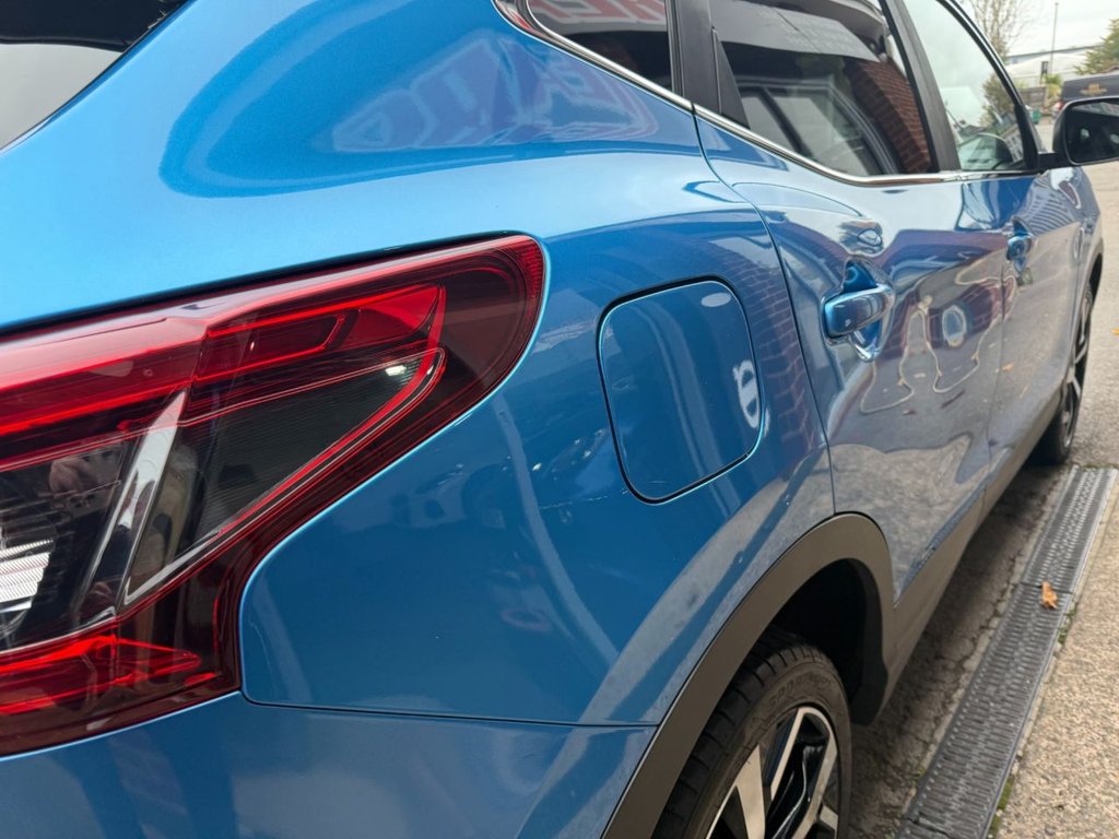 Used Nissan Qashqai 2017 for sale - 77199847: Photo 9