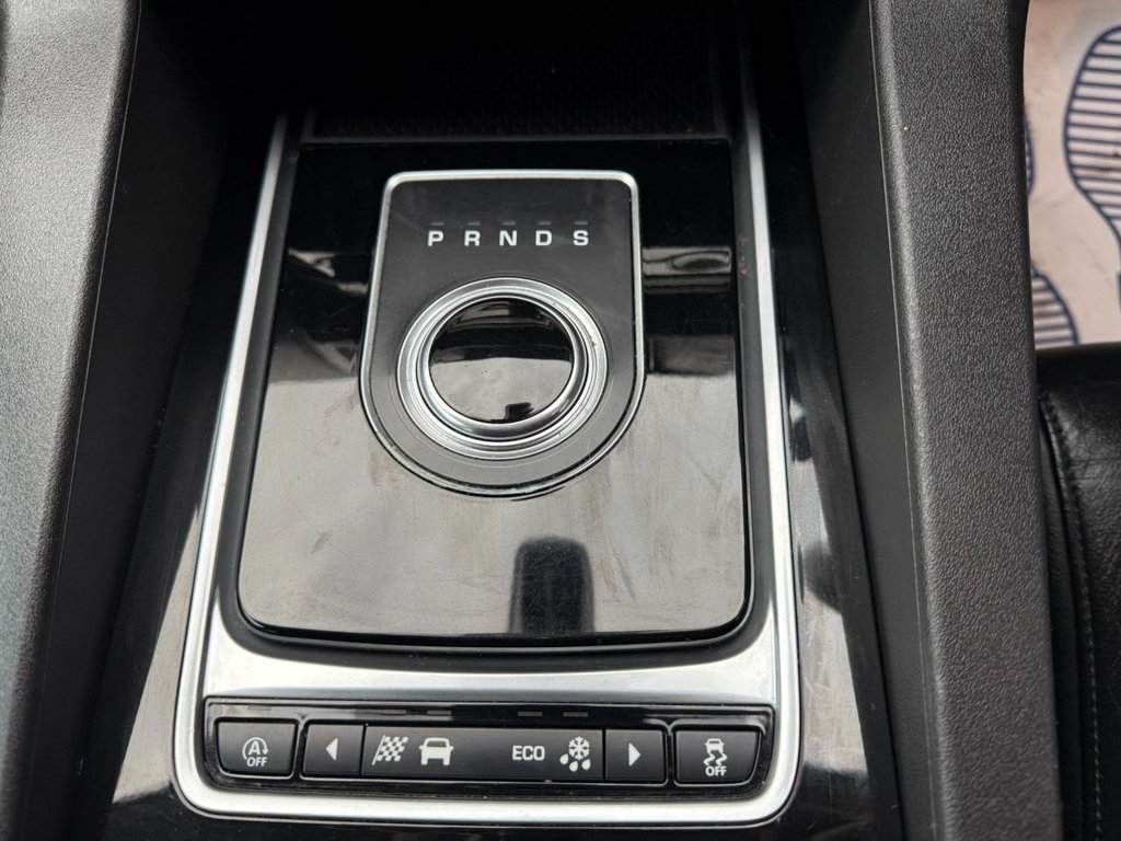 Used Jaguar F-Pace 2017 for sale - 76640522: Photo 14