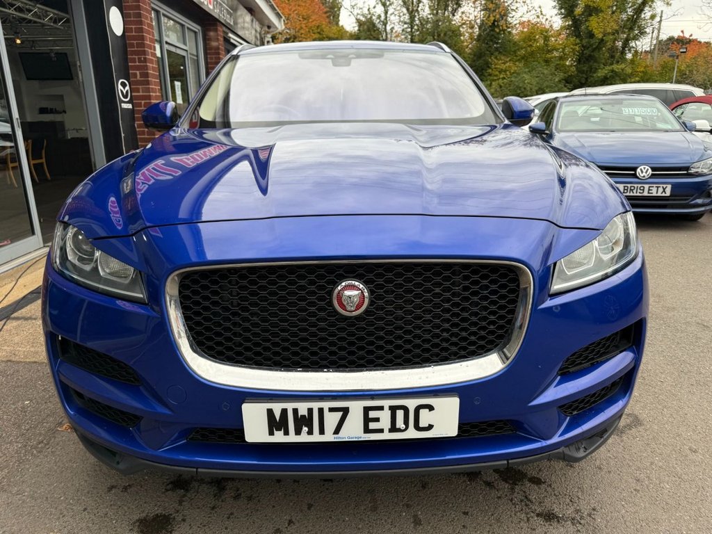 Used Jaguar F-Pace 2017 for sale - 76640522: Photo 4