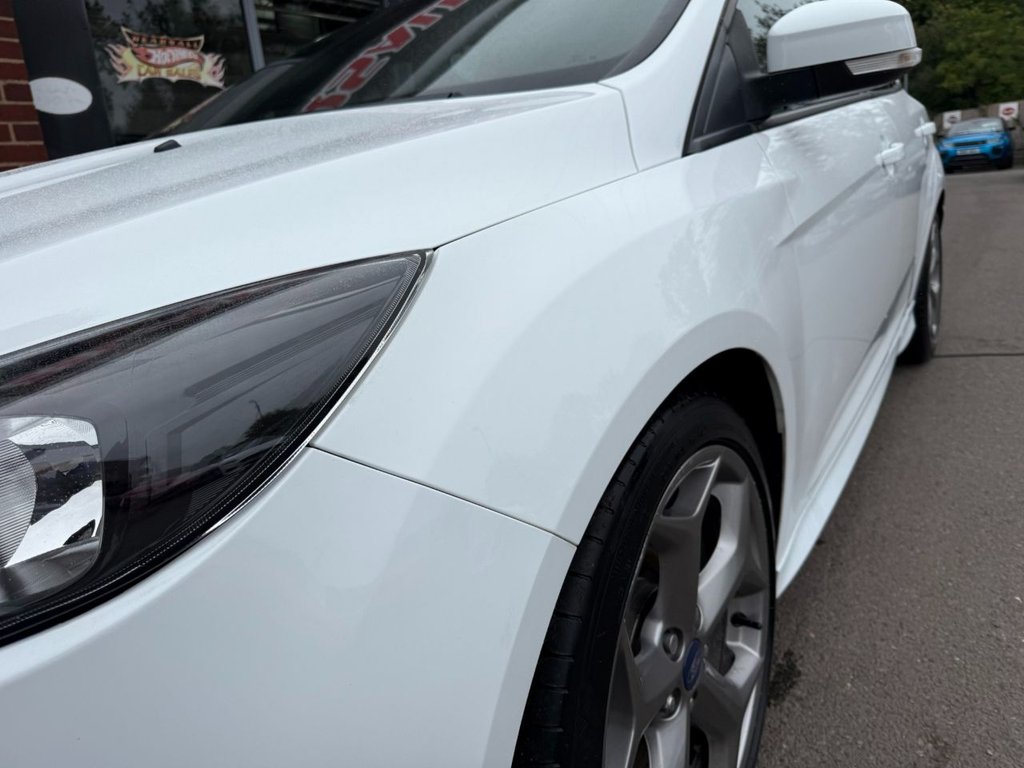 Used Ford Focus 2016 for sale - 76640524: Photo 11