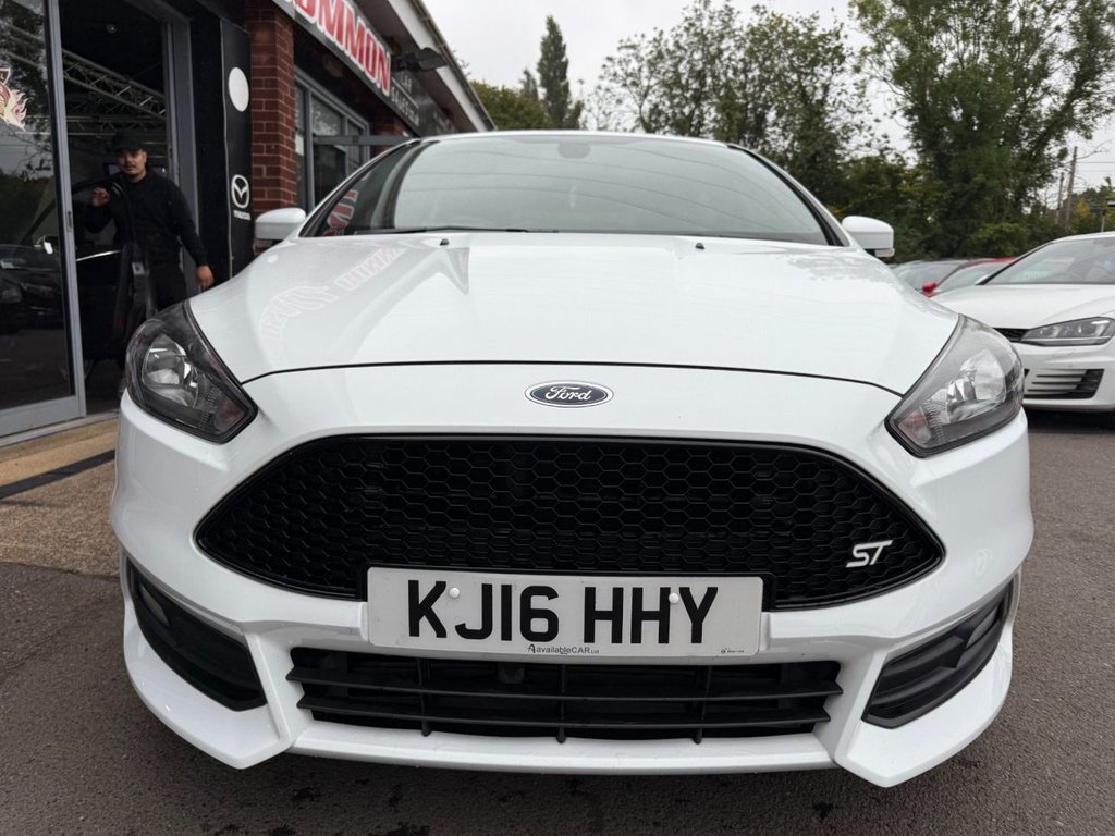 Used Ford Focus 2016 for sale - 76640524: Photo 3