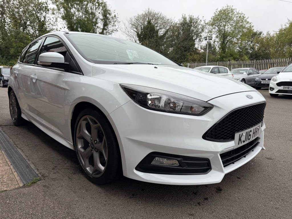 Used Ford Focus 2016 for sale - 76640524: Photo 4