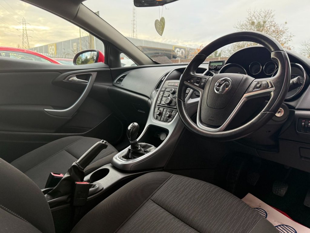 Used Vauxhall Astra GTC 2013 for sale - 76640528: Photo 15