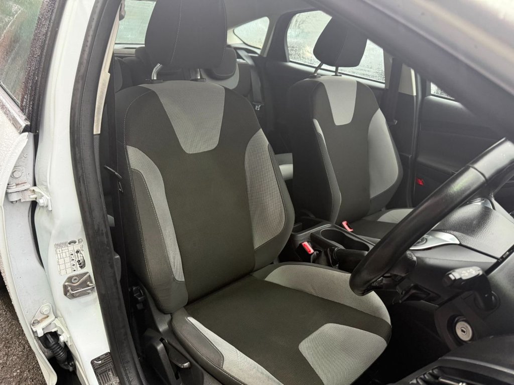 Used Ford Focus 2012 for sale - 77464296: Photo 13