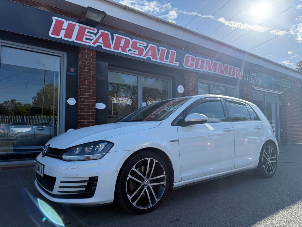 Used Volkswagen Golf 2013 for sale - 76640530: Photo 2