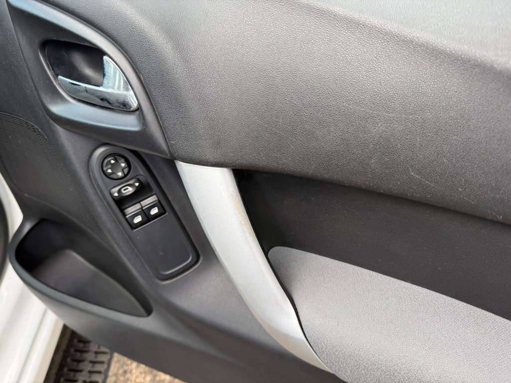 Used Citroen C3 2011 for sale - 78110916: Photo 24