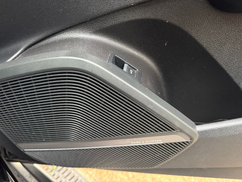 Used Audi Q5 2018 for sale - 76640559: Photo 22