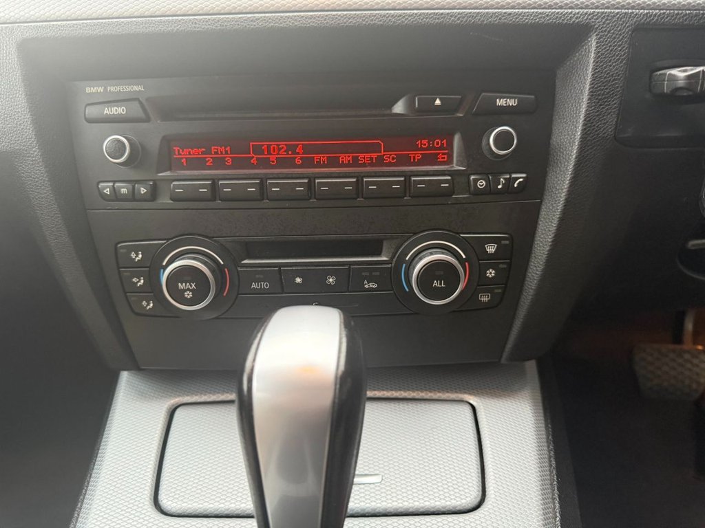 Used BMW 3 Series 2010 for sale - 76783730: Photo 24