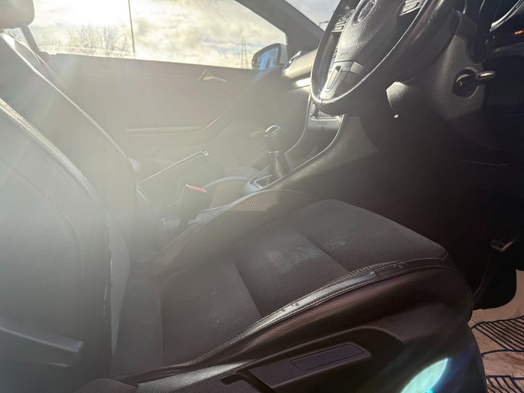 Used Volkswagen Golf 2012 for sale - 76640532: Photo 21