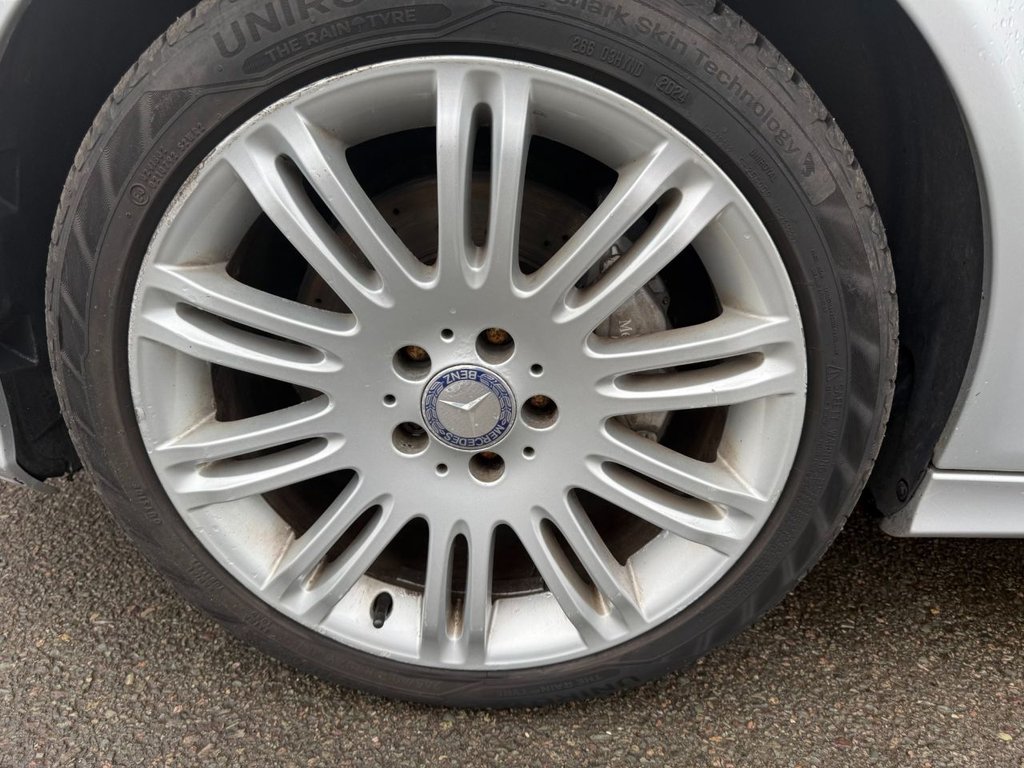 Used Mercedes-Benz E Class 2008 for sale - 77408731: Photo 15