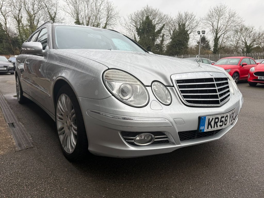 Used Mercedes-Benz E Class 2008 for sale - 77408731: Photo 8