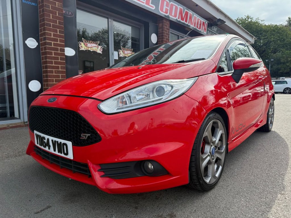 Used Ford Fiesta 2014 for sale - 76640535: Photo 2