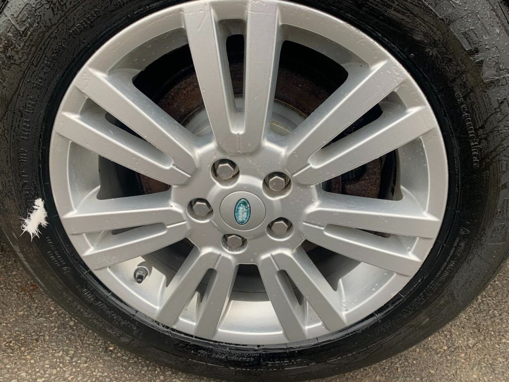 Used Land Rover Discovery 2010 for sale - 76640541: Photo 13