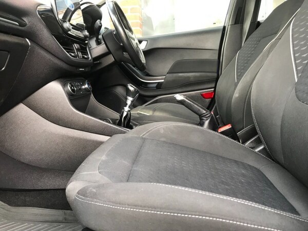 Used Ford Fiesta 2017 for sale - 75456394: Photo 18