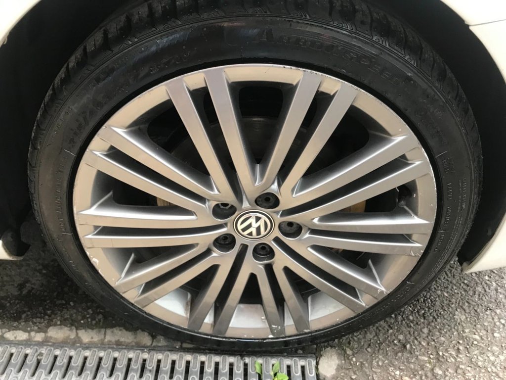 Used Volkswagen Polo 2015 for sale - 76640563: Photo 14