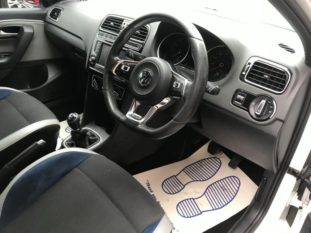 Used Volkswagen Polo 2015 for sale - 76640563: Photo 20