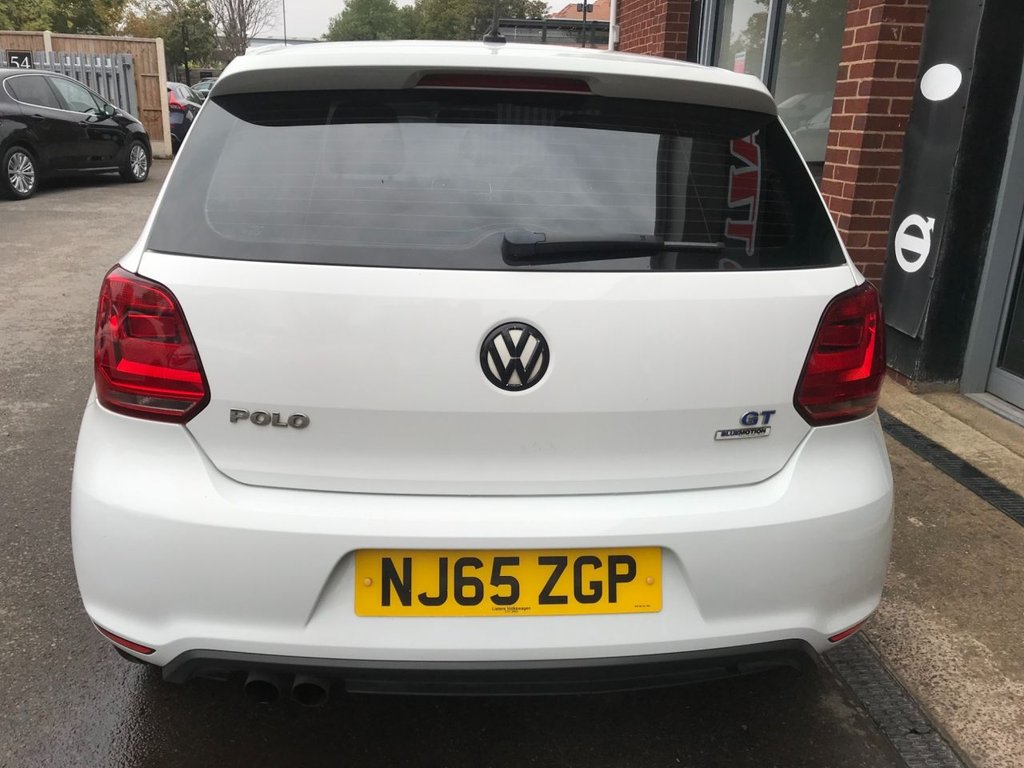 Used Volkswagen Polo 2015 for sale - 76640563: Photo 5