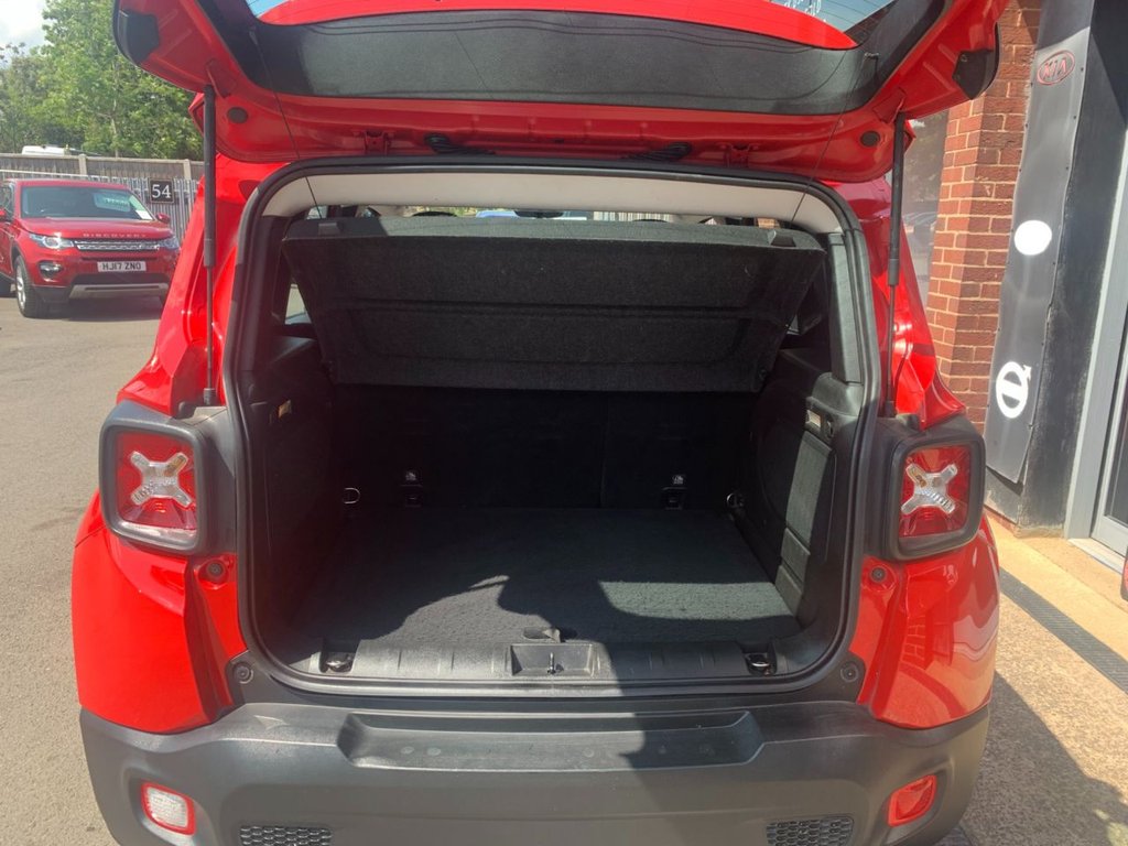 Used Jeep Renegade 2016 for sale - 76640570: Photo 14