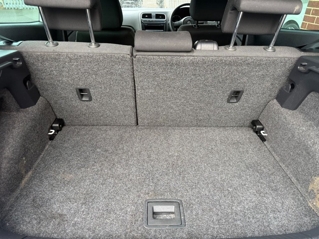 Used Volkswagen Polo 2011 for sale - 78068571: Photo 11