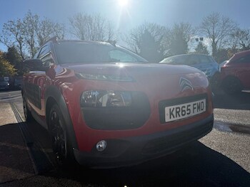 Used Citroen C4 Cactus 2015 for sale - 76640565: Photo