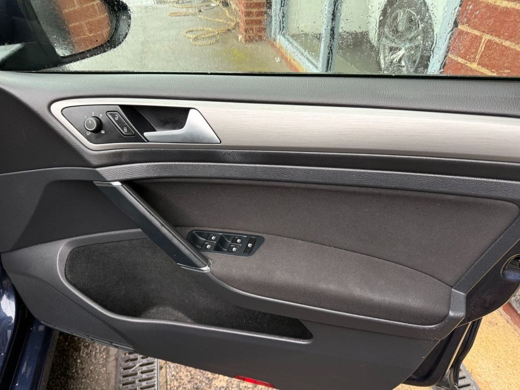 Used Volkswagen Golf 2016 for sale - 77342020: Photo 28