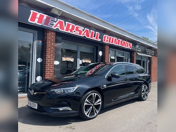 Vauxhall - Insignia