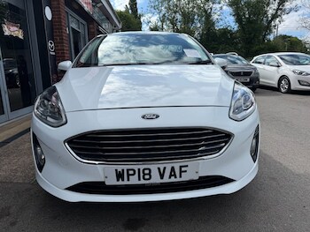 Used Ford Fiesta 2018 for sale - 79072660: Photo