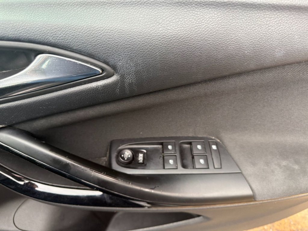 Used Vauxhall Astra 2016 for sale - 76640497: Photo 24