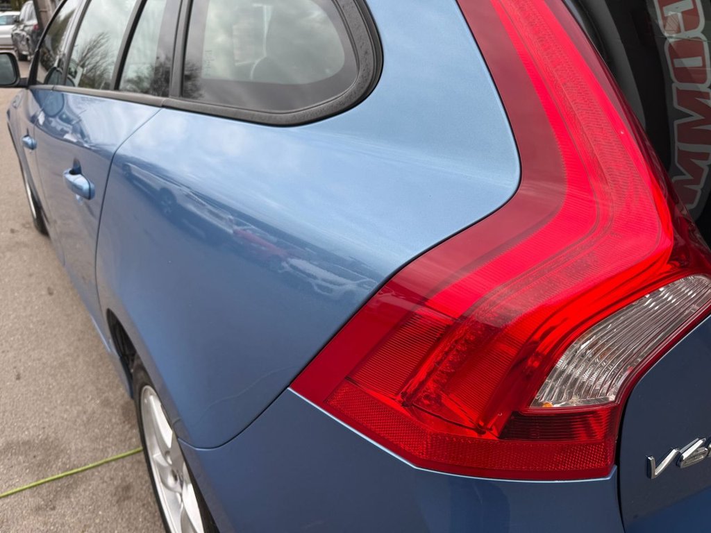 Used Volvo V60 2016 for sale - 77976504: Photo 13