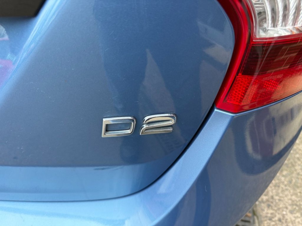 Used Volvo V60 2016 for sale - 77976504: Photo 15