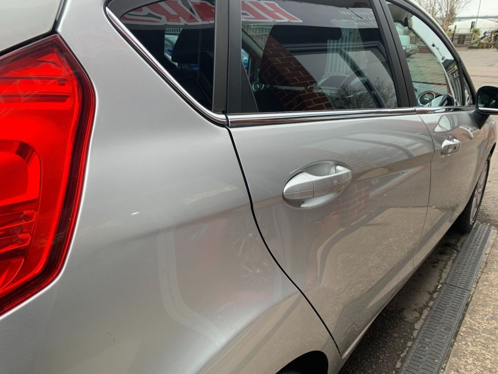 Used Ford Fiesta 2015 for sale - 76640481: Photo 11