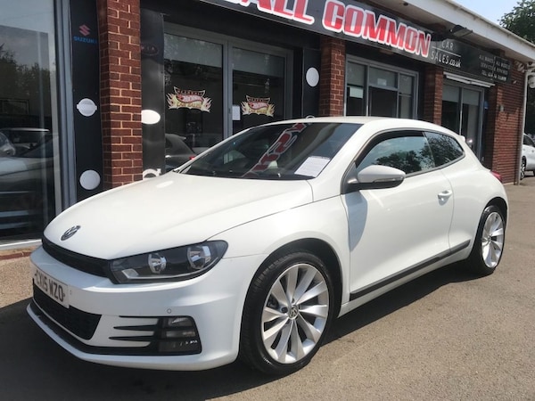 Used Volkswagen Scirocco 2015 for sale - 76105376: Photo 2
