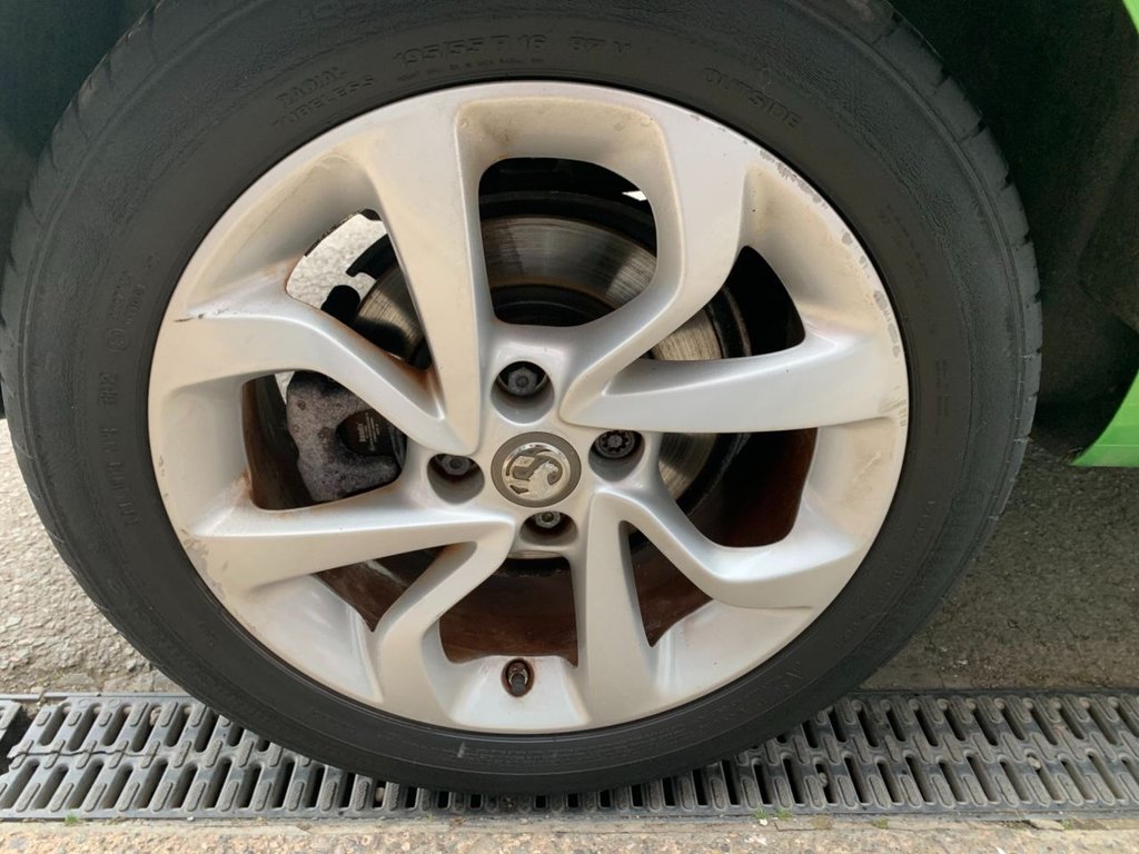 Used Vauxhall Corsa 2015 for sale - 76640500: Photo 11