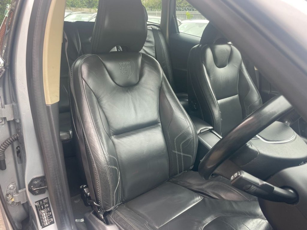 Used Volvo XC60 2012 for sale - 76640499: Photo 11