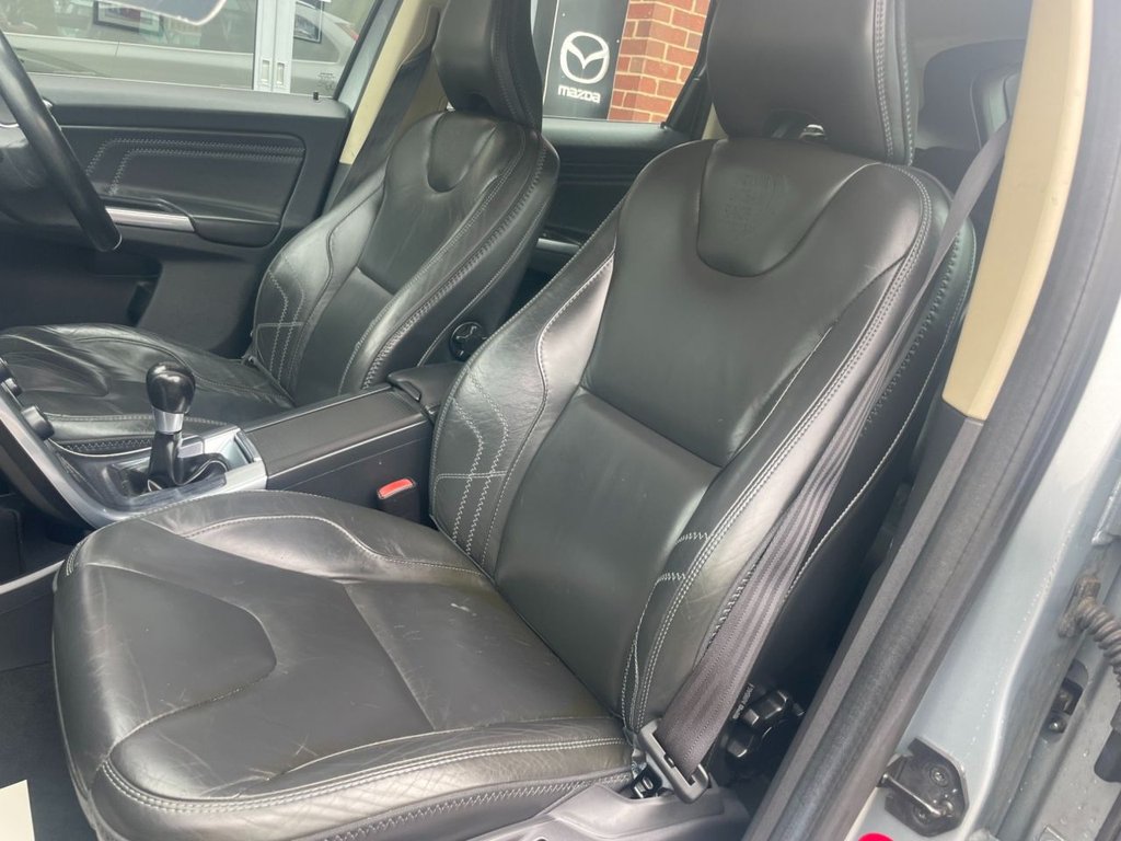 Used Volvo XC60 2012 for sale - 76640499: Photo 12